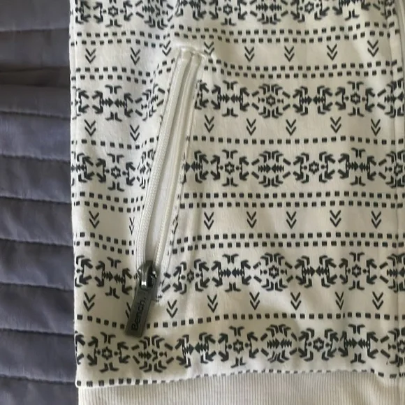 Bench Jacket - Picture 3 of 5